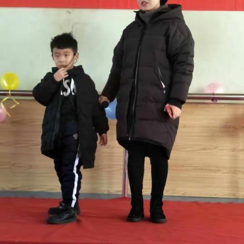 丁丁幼儿园——大一班祁子涵成长记录册