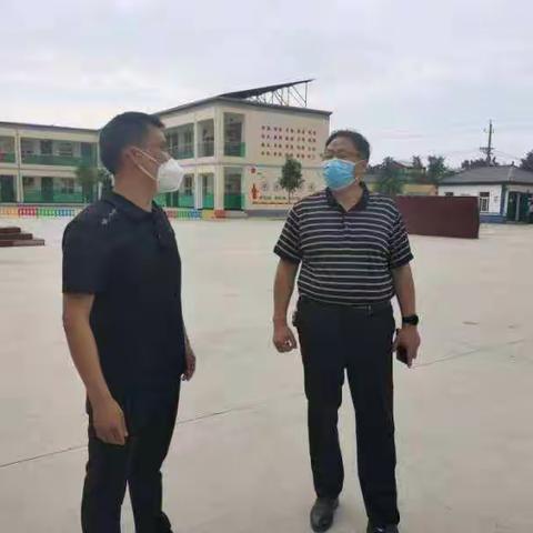 “不忘初心迎督导，砥砺前行促提升”——香菜营小学迎开学检查