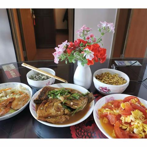 4月22日😊 流星家的日常午餐🍵🍜