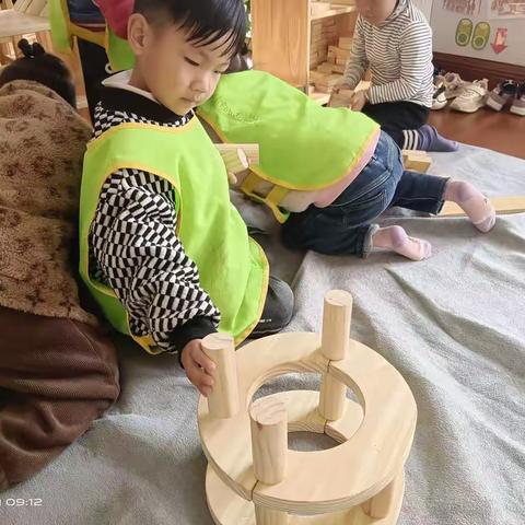 发现儿童的美好——高铁商务区幼儿园中三班                    建构区