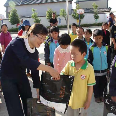 灰窑小学2019年庆六一活动