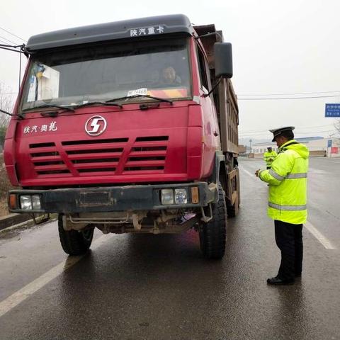 高新交警为您送上农村道路交通安全常识