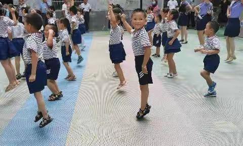 窑头金太阳☀️幼儿园毕业季】最美的遇见——启航幼儿园毕业典礼美篇