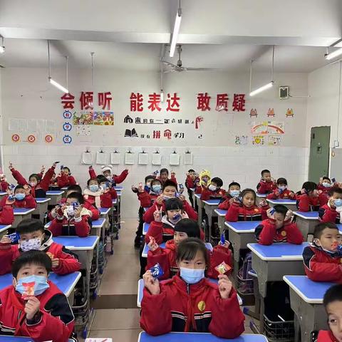 2102班《加强锻炼，预防感冒》主题班会