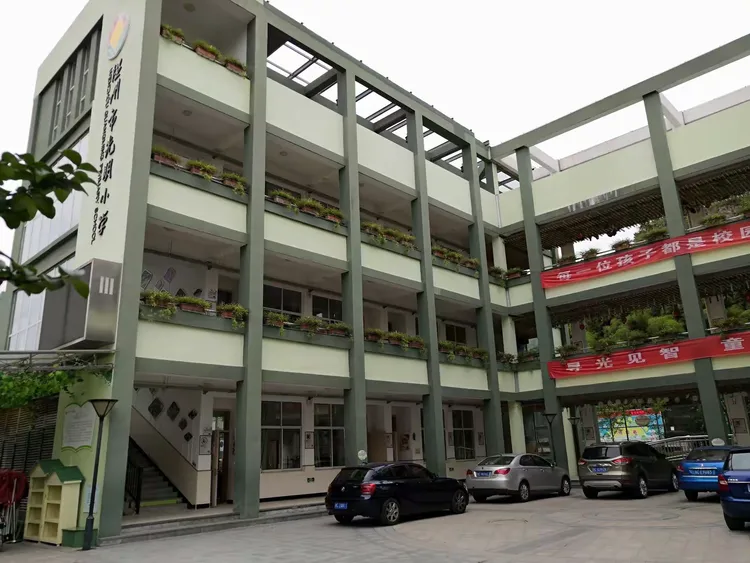 温州市光明小学 黄兴龙 诗/摄
