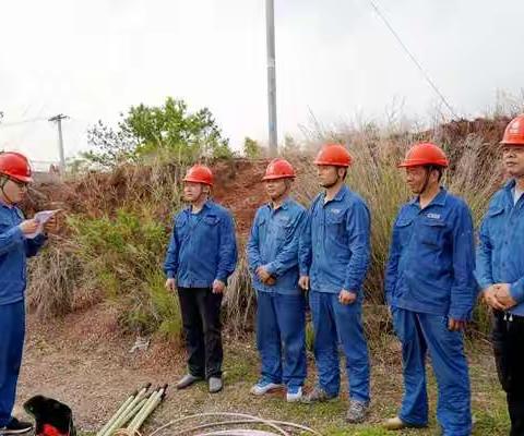 国网南康区供电公司：未雨绸缪 开展防汛应急演练