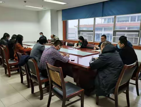 传承红色基因教育，强化党性修养锻炼 --莱芜区投资促进局第一党小组召开党小组会议