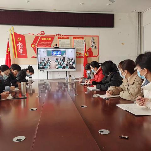 燕塔中心小学数学组教研活动——几何图形的教学设计