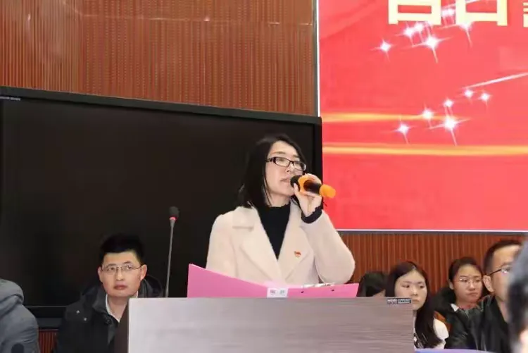 厉兵秣马备中考 披坚执锐赢六月