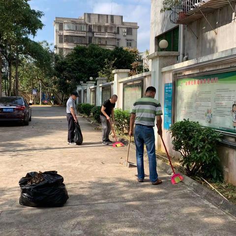 职业卫生科开展爱国卫生打扫除活动