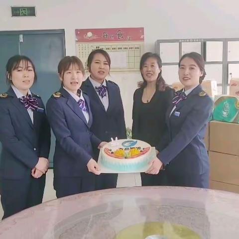 【长春分公司】秦家屯站庆祝“三八节”