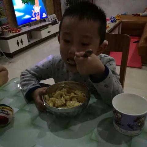 城南幼儿园攀登四班段皓严【快快乐乐迎开学】