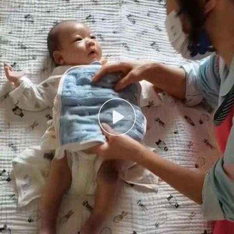 家月馨月嫂-李莉阿姨