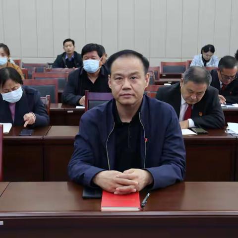 东明法院组织全体党员干警集中学习党的二十大精神