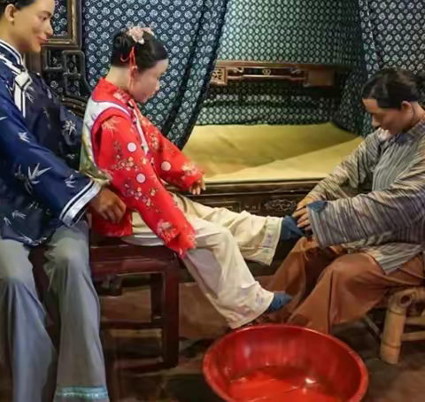 《奶奶的故事》（一）听奶奶讲缠足