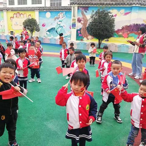 散学不散场—昭阳区龙门幼儿园小一班散学典礼