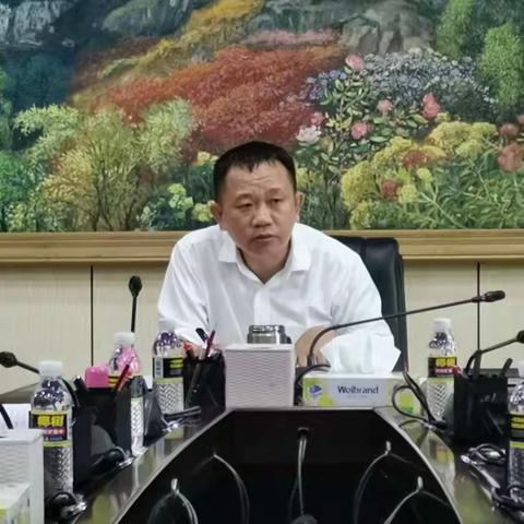 美兰区召开江东新区固投专题会 研究部署项目推进工作