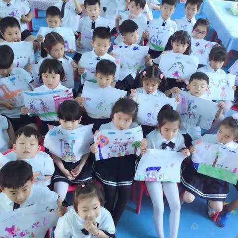 ❤叶幼“大二”班    宝贝们，节日快乐🎈🎈🎈