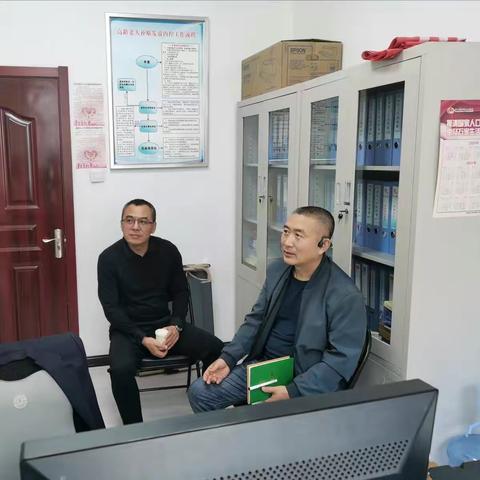 【让胡路西宾街道】能力作风建设年|区退役军人事务局副局长刘长青检查指导优待证办理工作