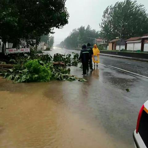 宁陵县公路管理局积极应对强降雨天气，确保干线公路安全畅通