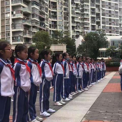 龙岗区宝龙学校“巅峰印记”体育节，用团队协作、快乐教育、细节至上践行“完整教育”真谛！