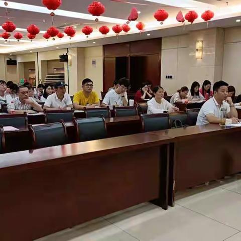 肥东为民学校召开“五项管理”专题培训会