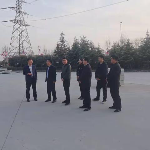 3月2日下午，区委常委、组织部长、统战部长、政协党组副书记何庆龙到滨河办事处检查指导“村改居”工作