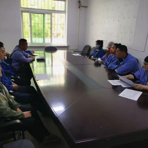 城东所开展国庆联合会战行动，催缴污水费