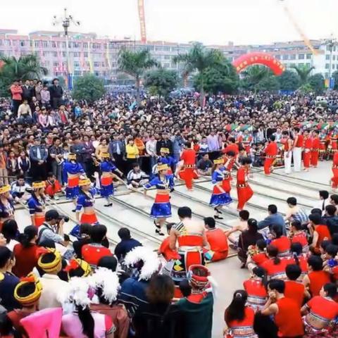 振华小学六年级1班开展线上主题活动——“三月三”学校民族团结进步教育