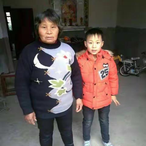 株良小学四年级一班家访