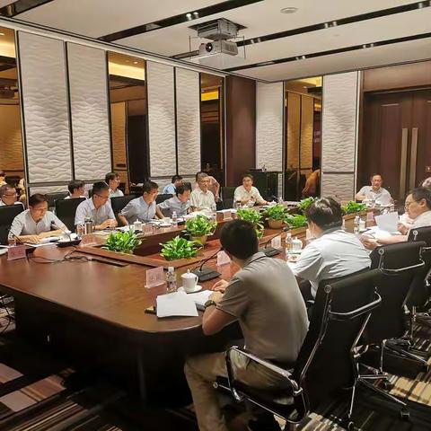 国家卫健委于学军副主任听取海南省 “三医联动一张网”项目汇报