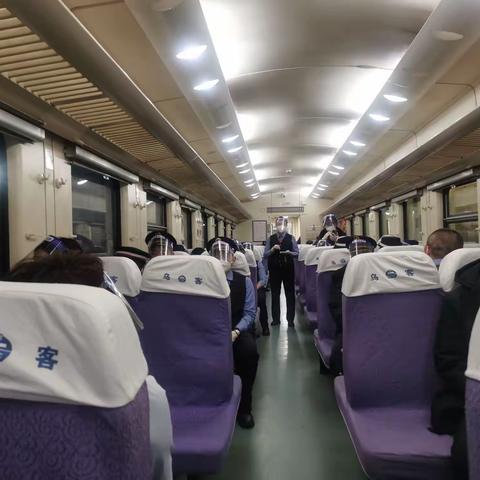 ［天山雪莲号］应急实战演练,提高列车安全保障