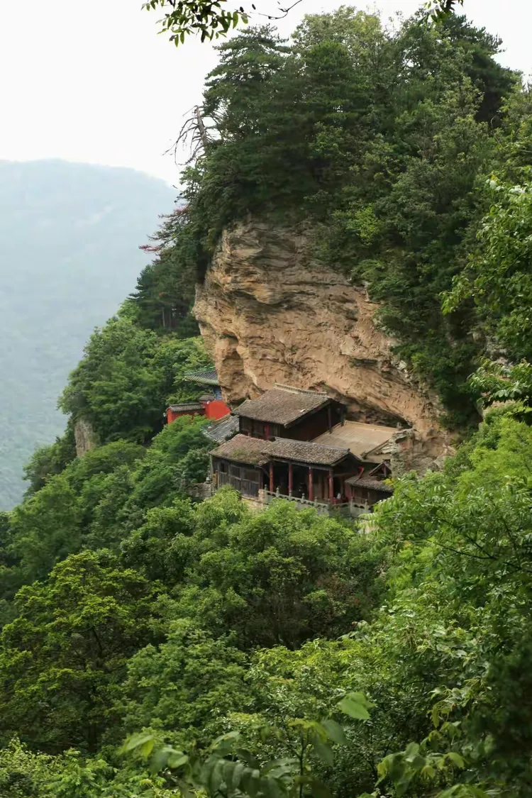 武当山南岩景区