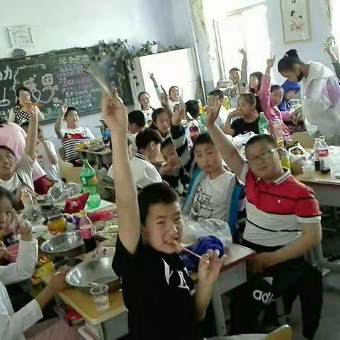 欢庆六一 放飞梦想 ——湾小六年一班“庆六一DIY实践活动