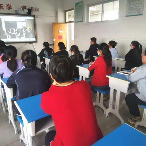 云端播撒智慧，培训促进成长——大概念视域下的小学语文单元整体教学研讨观摩学习