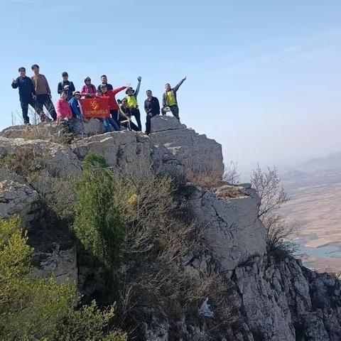 穿越济宁第一高山-凤凰山