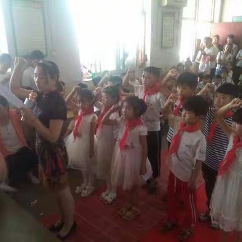台子寨学校‘六一’’