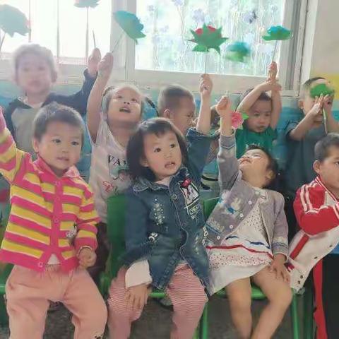 有一种爱不求回报，有一种爱奉献到老，有一种爱大公无私，有一种爱无怨无悔，这就是伟大的母爱。母亲节快乐