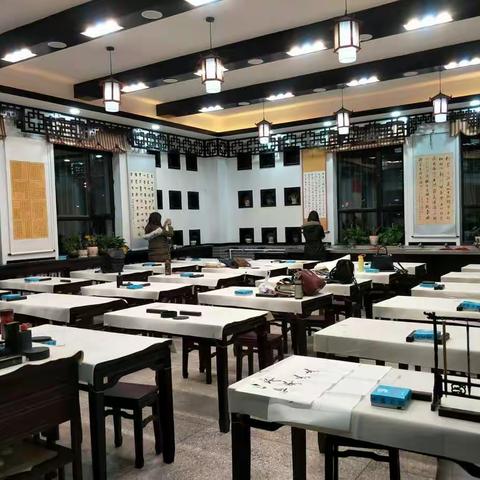 华文书法教室学习的六组学员们