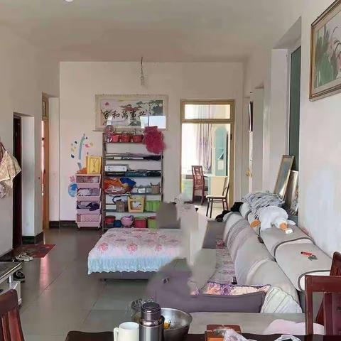 ⭐ 29.9万购玫瑰园四区 顶楼 4/2/2 产权145平米 简单装修 家具家电齐全 V63963