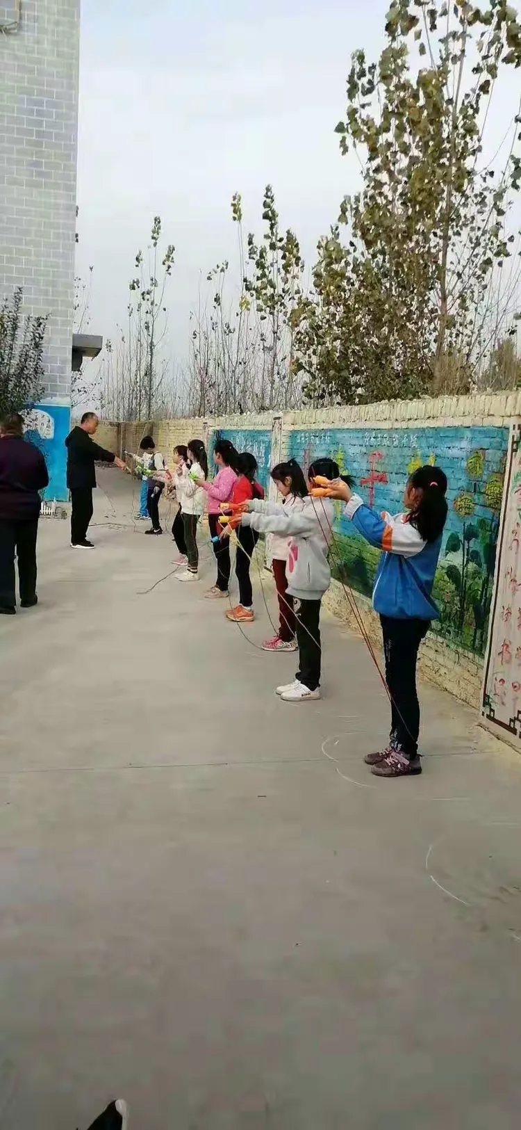 刘汉小学，刘汉小学六一演出