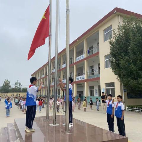 《新学期，我们一起出发》孙老家镇中心小学升旗仪式