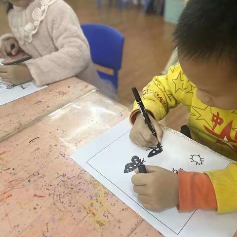 可爱的小昆虫  家宝幼儿园-第十二周  大班美术课课堂分享