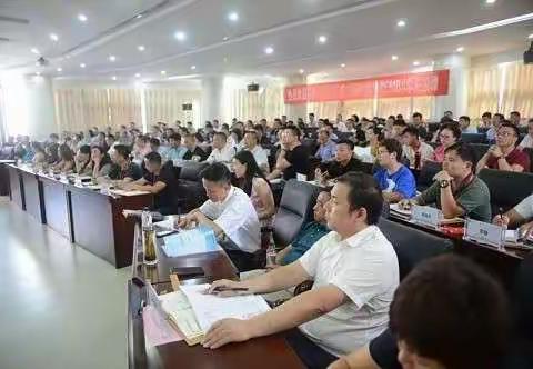 江西财经大学新商界85班【真正的高贵是优于过去的自己】
