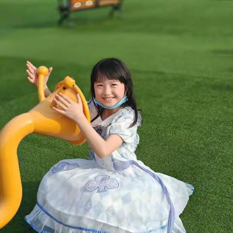 语乐少儿文学:尹奕珺（四年级）