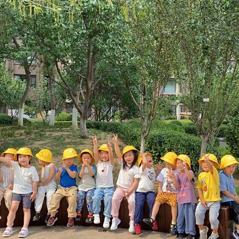 徒步自然，毅起成长——童乐园幼儿园