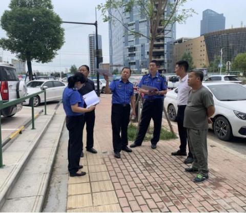 户外广告整治工作不停步           考核工作不断档