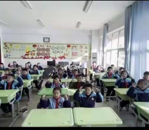 用爱感恩，用心回报