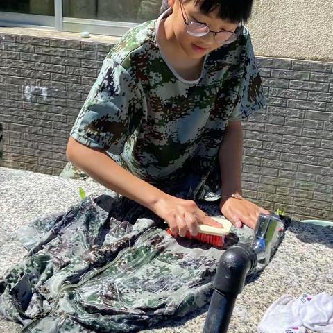 “不一样的暑假”夏令营