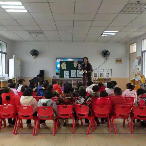 淮滨县第三幼儿园豆豆三班快乐成长